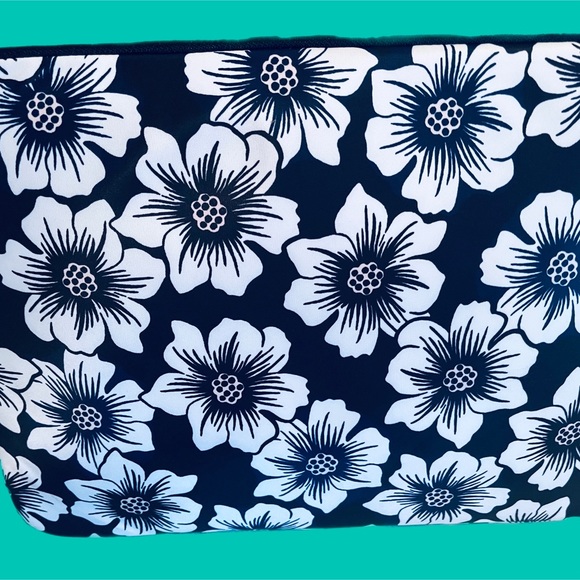 Kate Spade super cute Computer Bag - Picture 5 of 13